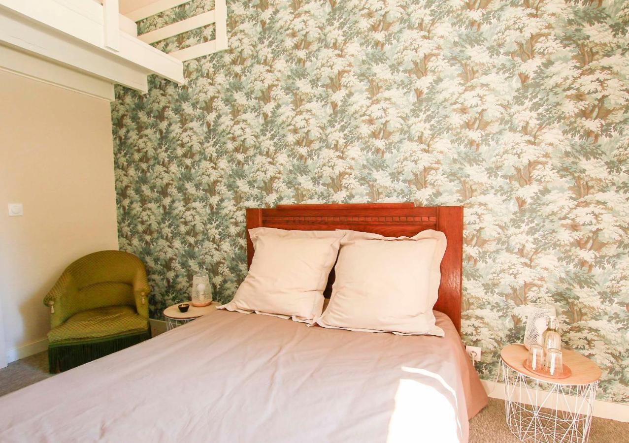 Bed and Breakfast Domaine De Bauzit Vals-pres-le-Puy Экстерьер фото